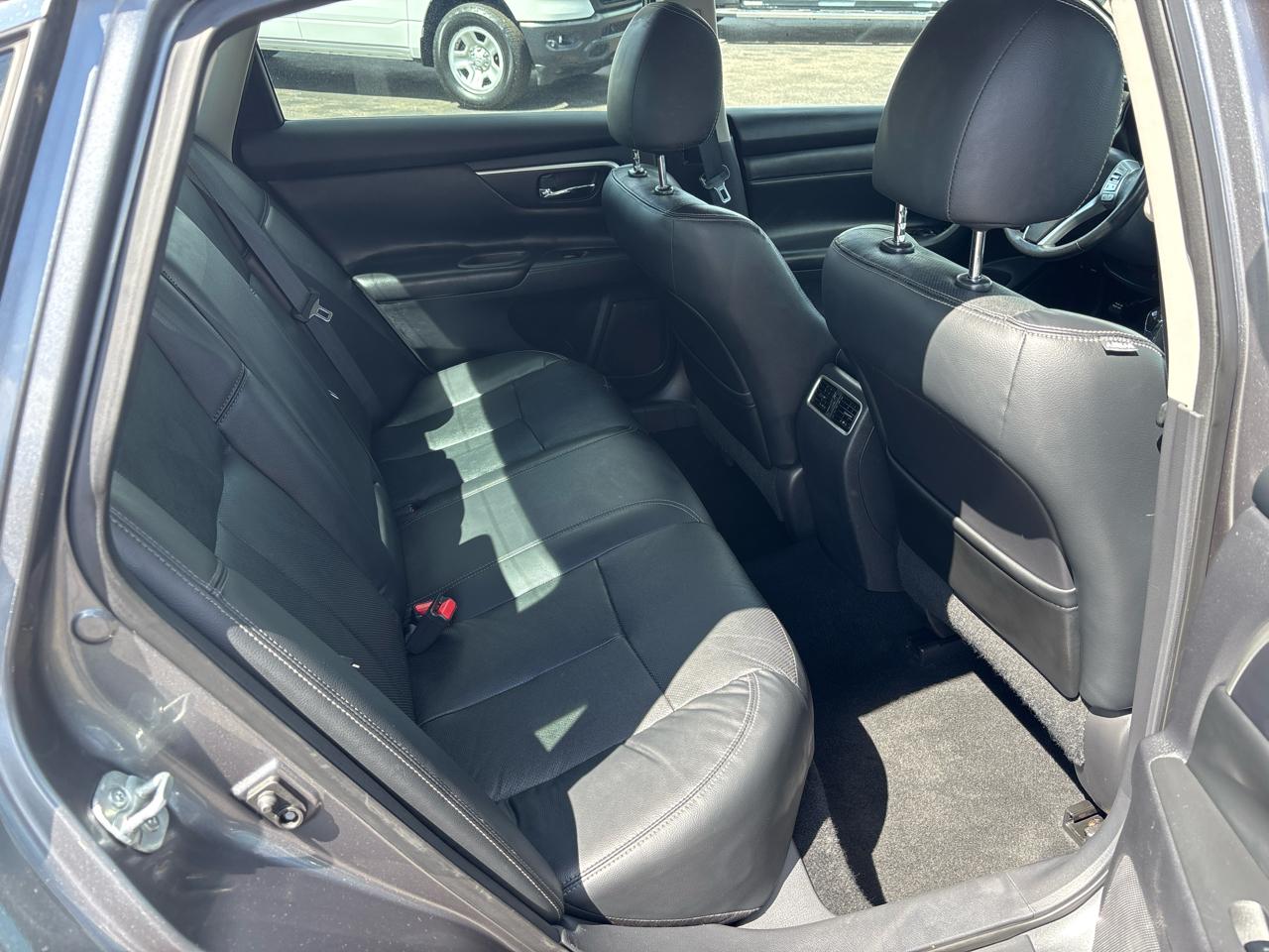 Nissan Altima 4dr Sdn I4 2.5 2016