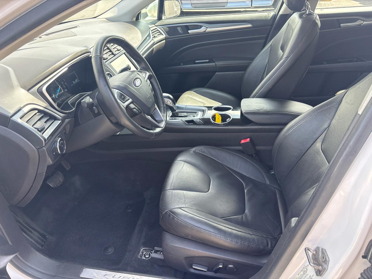 Ford Fusion 4dr Sdn Titanium Hybrid FWD 2013