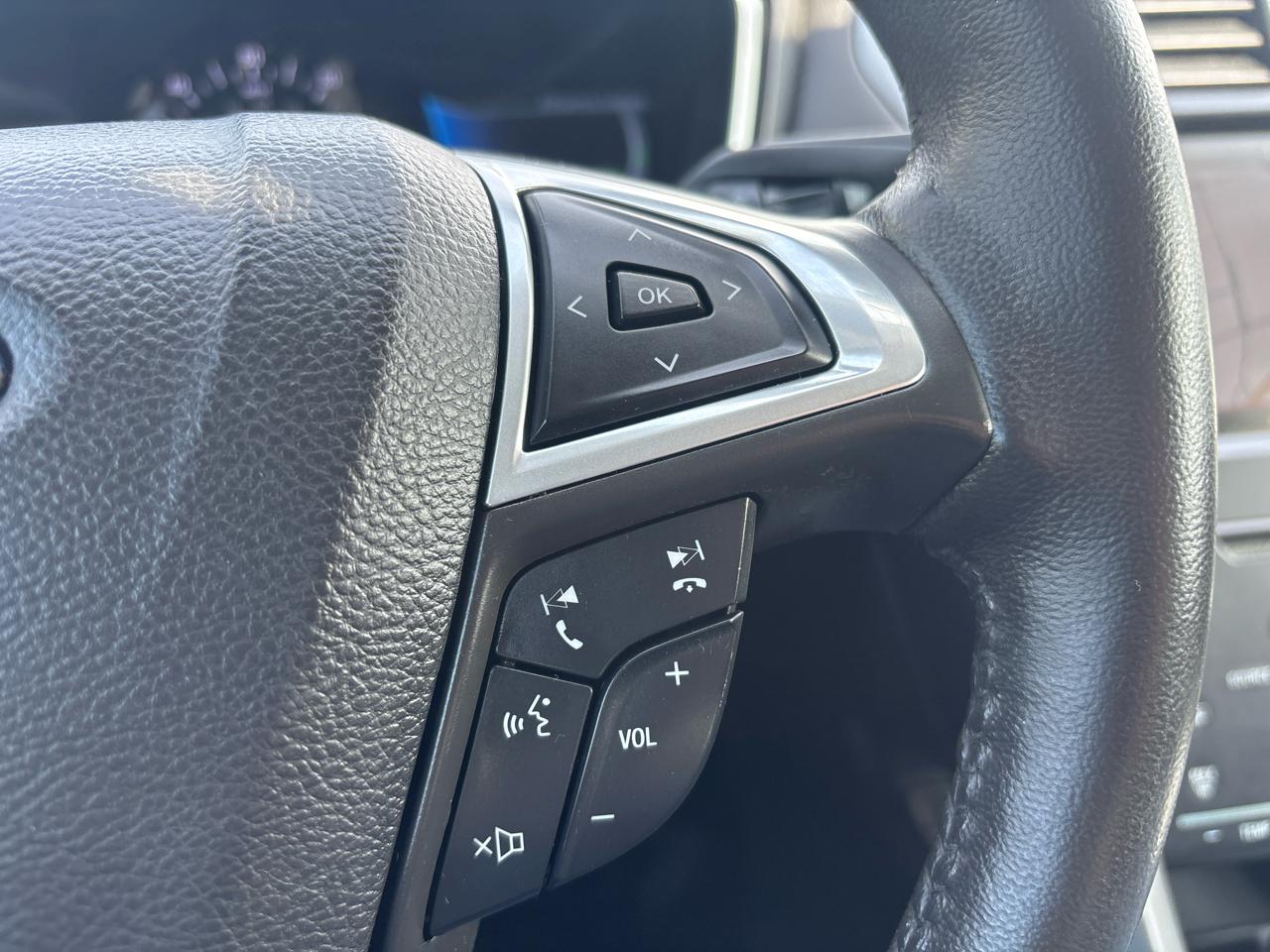 Ford Fusion 4dr Sdn Titanium Hybrid FWD 2013