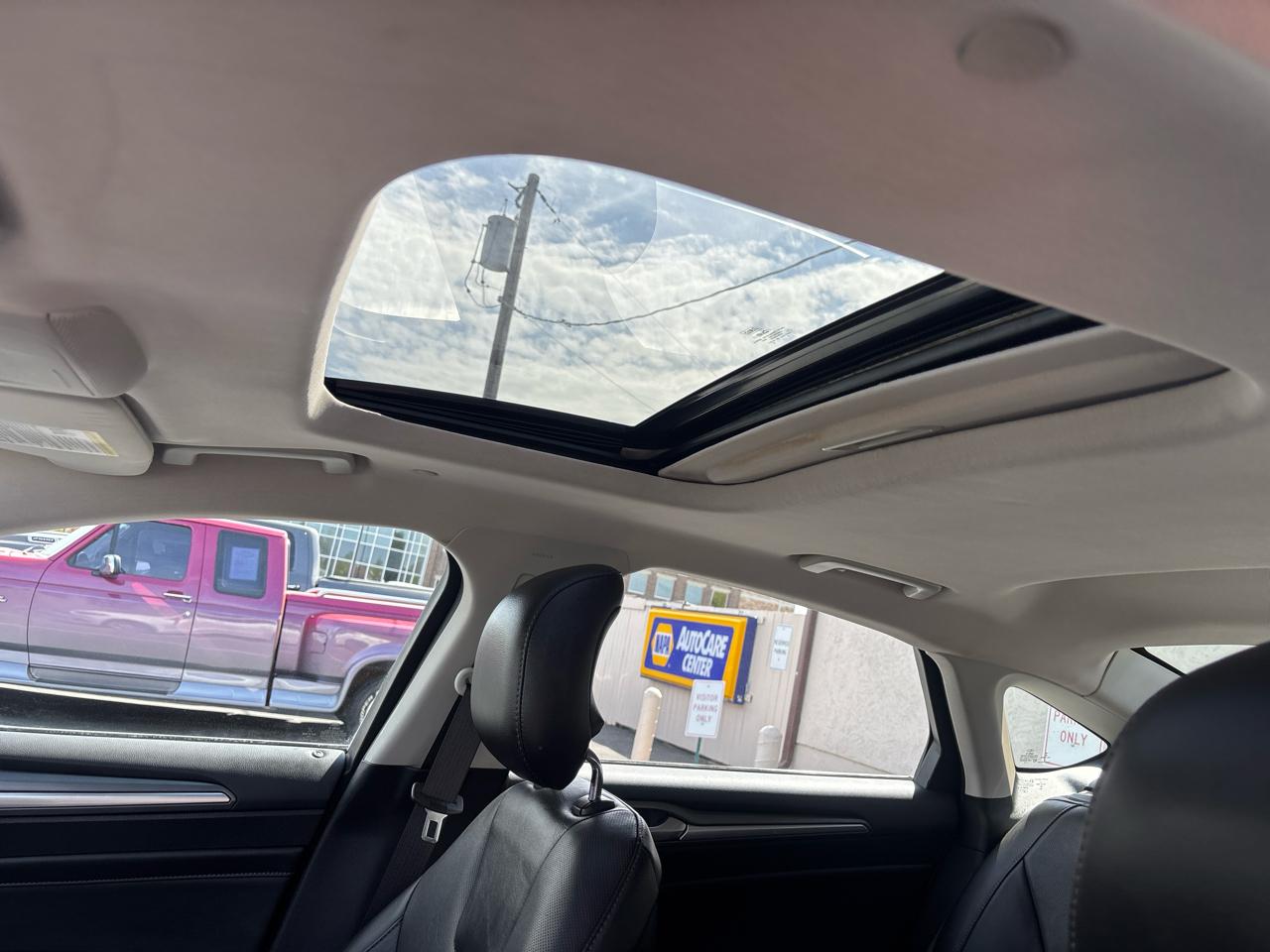 Ford Fusion 4dr Sdn Titanium Hybrid FWD 2013