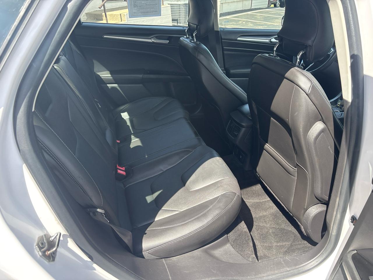 Ford Fusion 4dr Sdn Titanium Hybrid FWD 2013