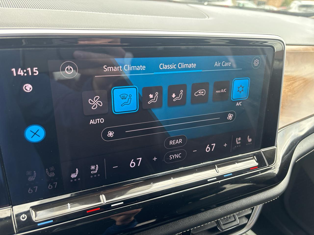 Volkswagen Atlas 2.0T SE 4MOTION 2024