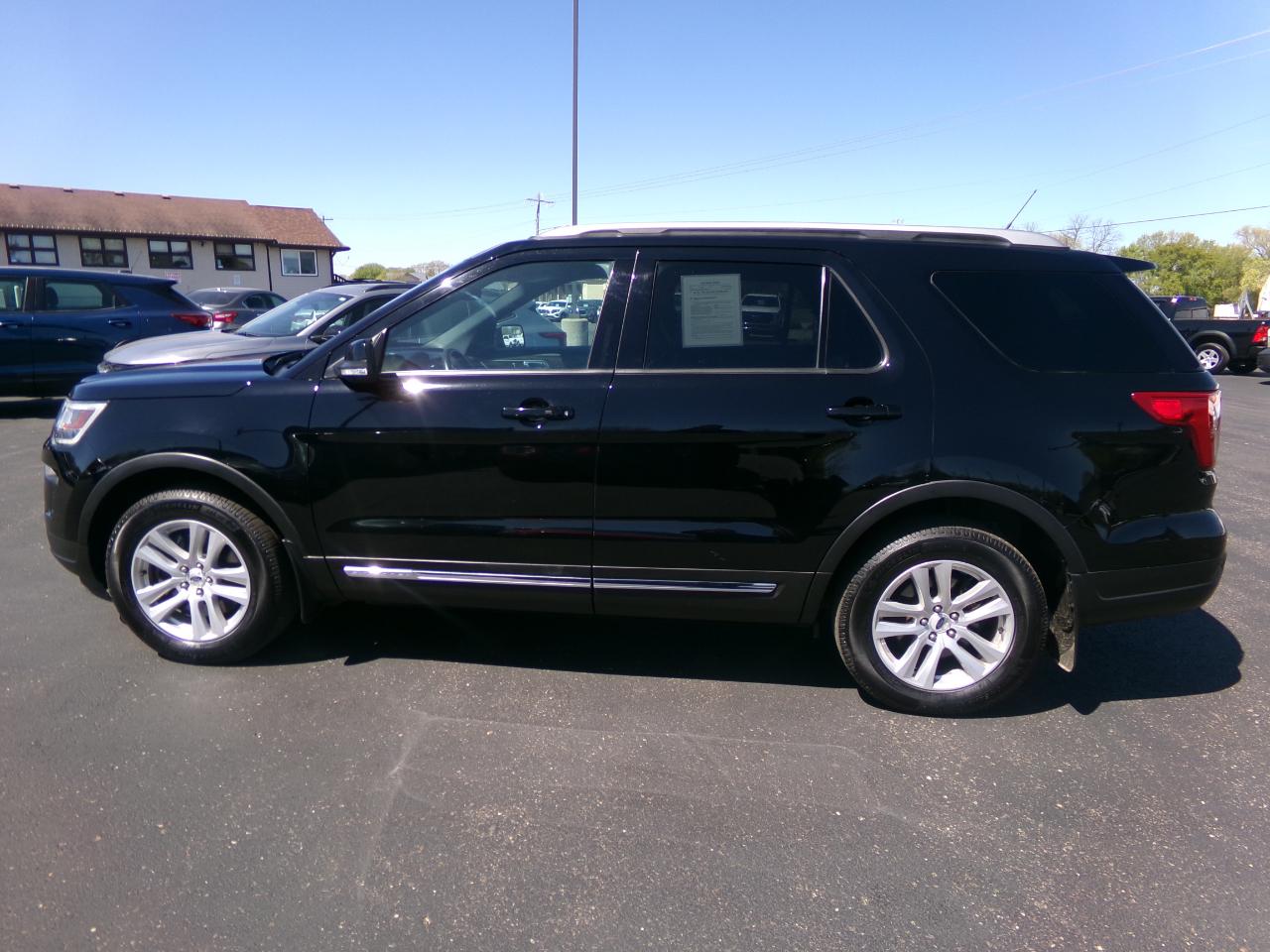 Ford Explorer XLT 4WD 2018