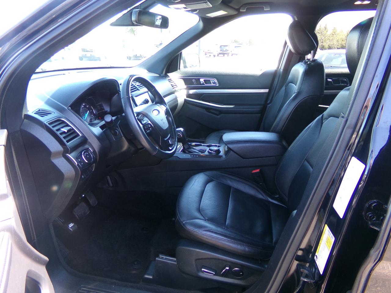 Ford Explorer XLT 4WD 2018