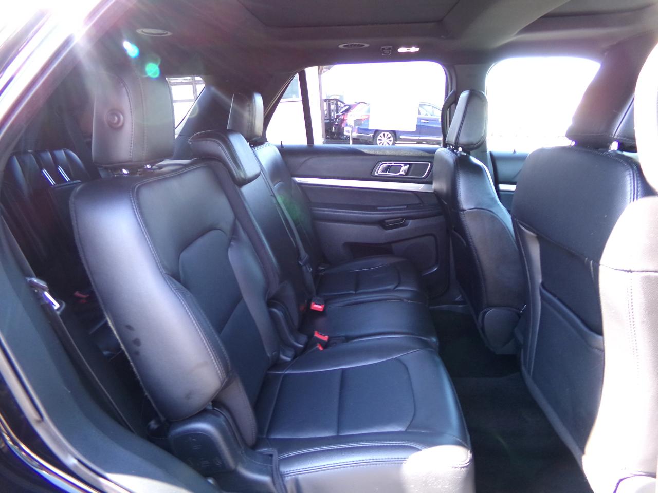 Ford Explorer XLT 4WD 2018