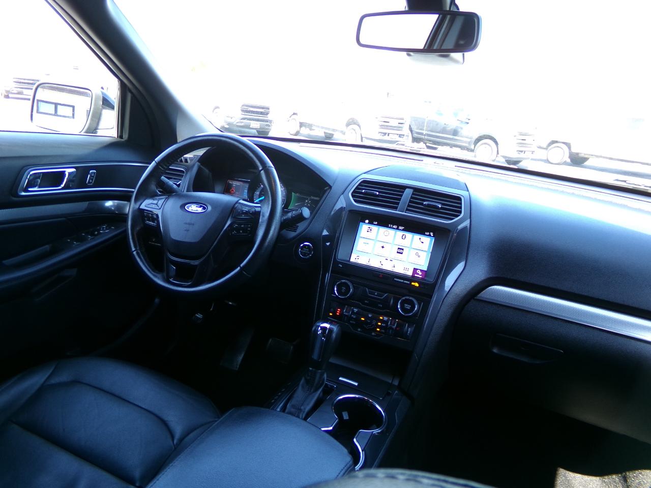 Ford Explorer XLT 4WD 2018