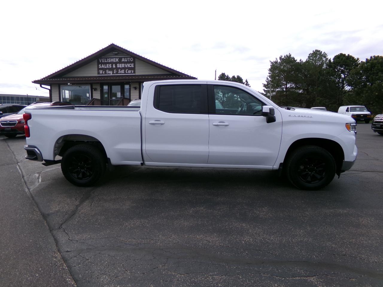 Chevrolet Silverado 1500 4WD Crew Cab 157" LT 2022