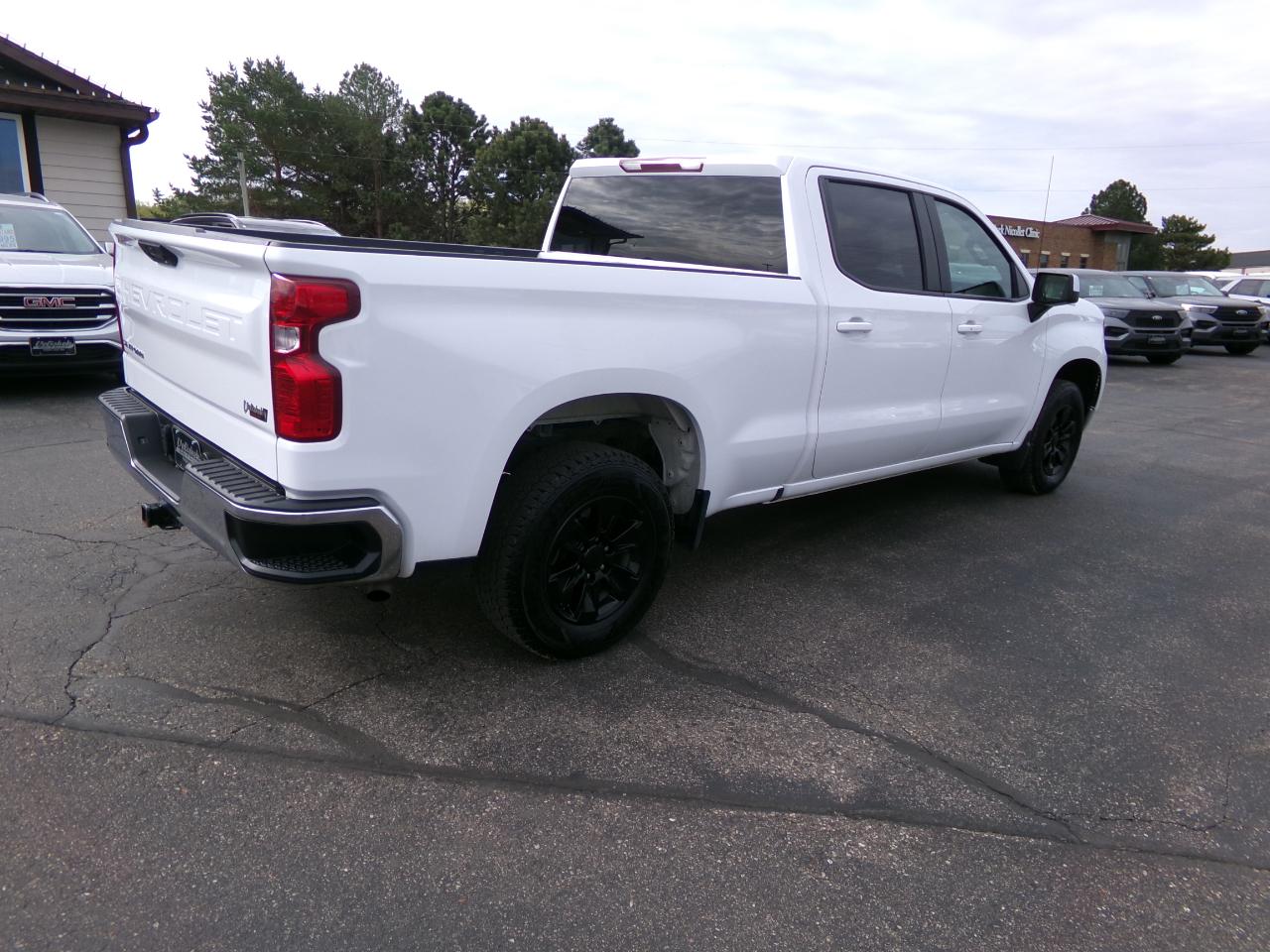 Chevrolet Silverado 1500 4WD Crew Cab 157" LT 2022