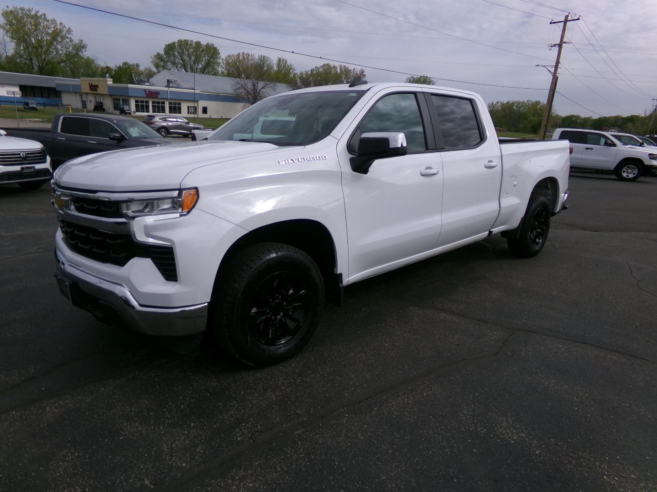 Chevrolet Silverado 1500 4WD Crew Cab 157" LT 2022