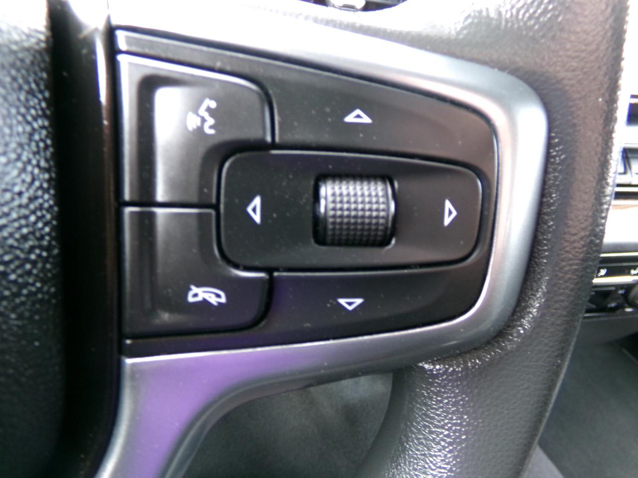 Chevrolet Silverado 1500 4WD Crew Cab 157" LT 2022