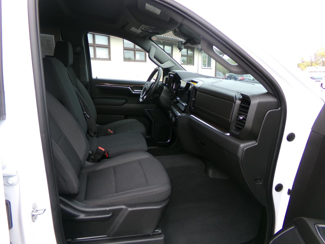 Chevrolet Silverado 1500 4WD Crew Cab 157" LT 2022