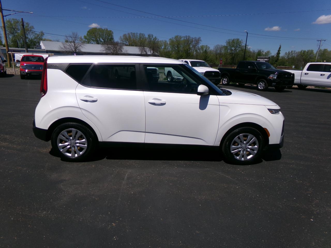 Kia Soul LX 2021