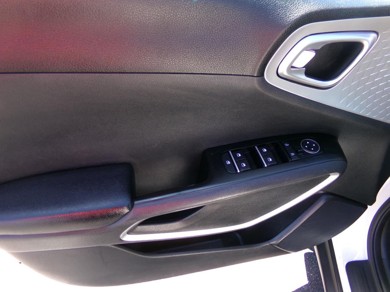 Kia Soul LX 2021