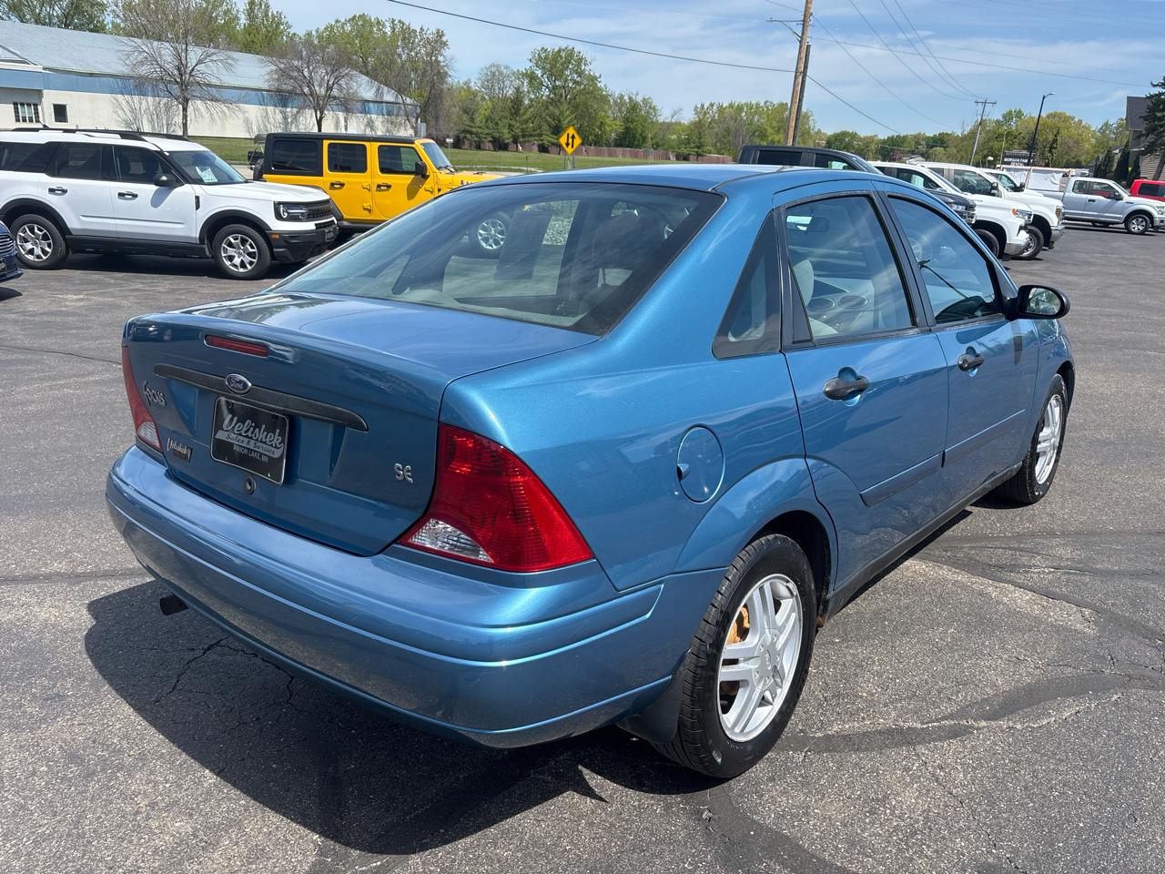 Ford Focus 4dr Sdn SE 2001