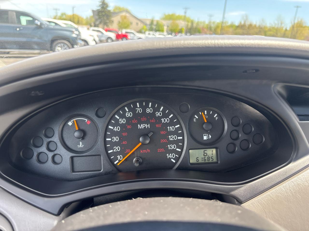 Ford Focus 4dr Sdn SE 2001