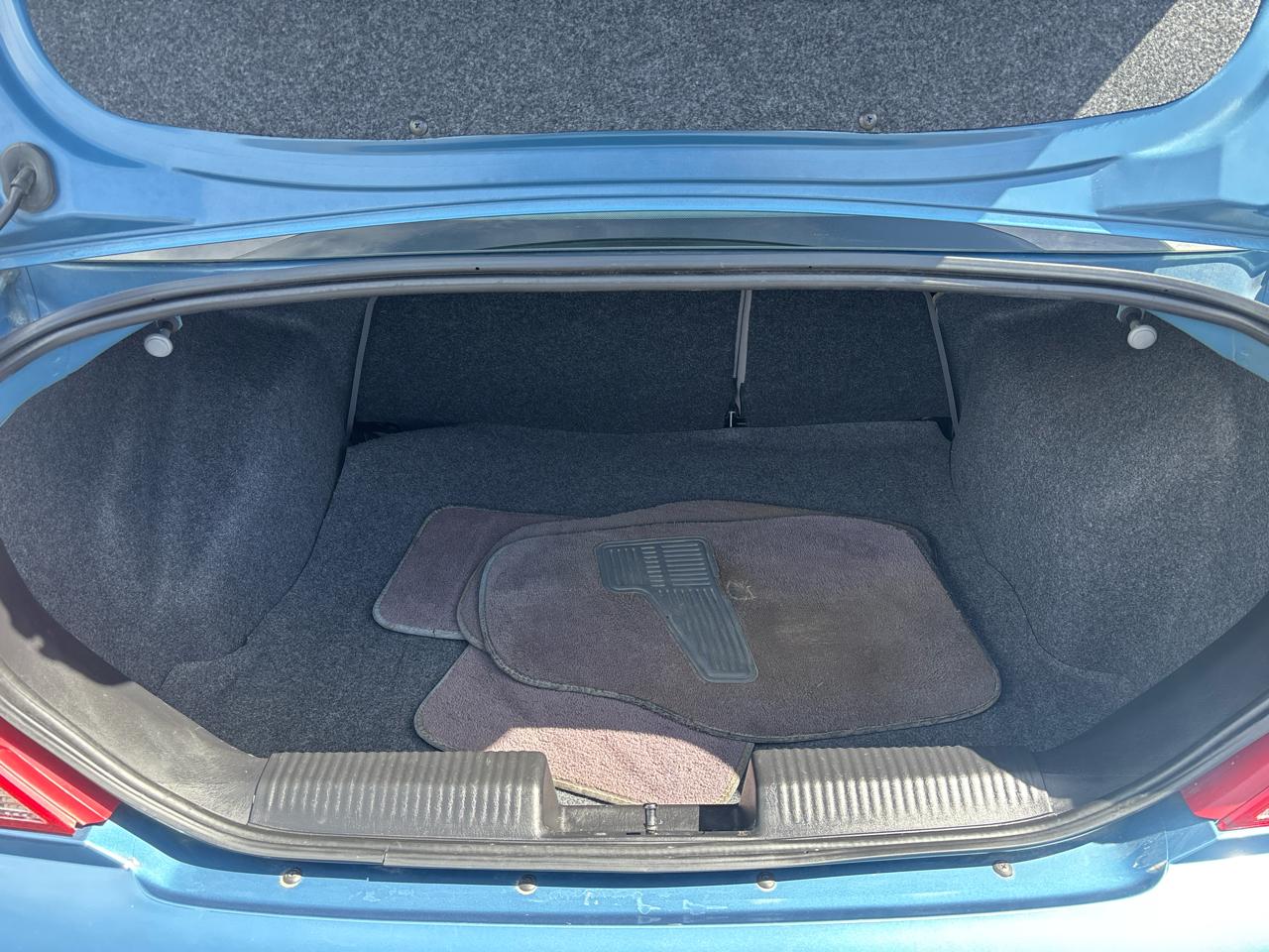 Ford Focus 4dr Sdn SE 2001