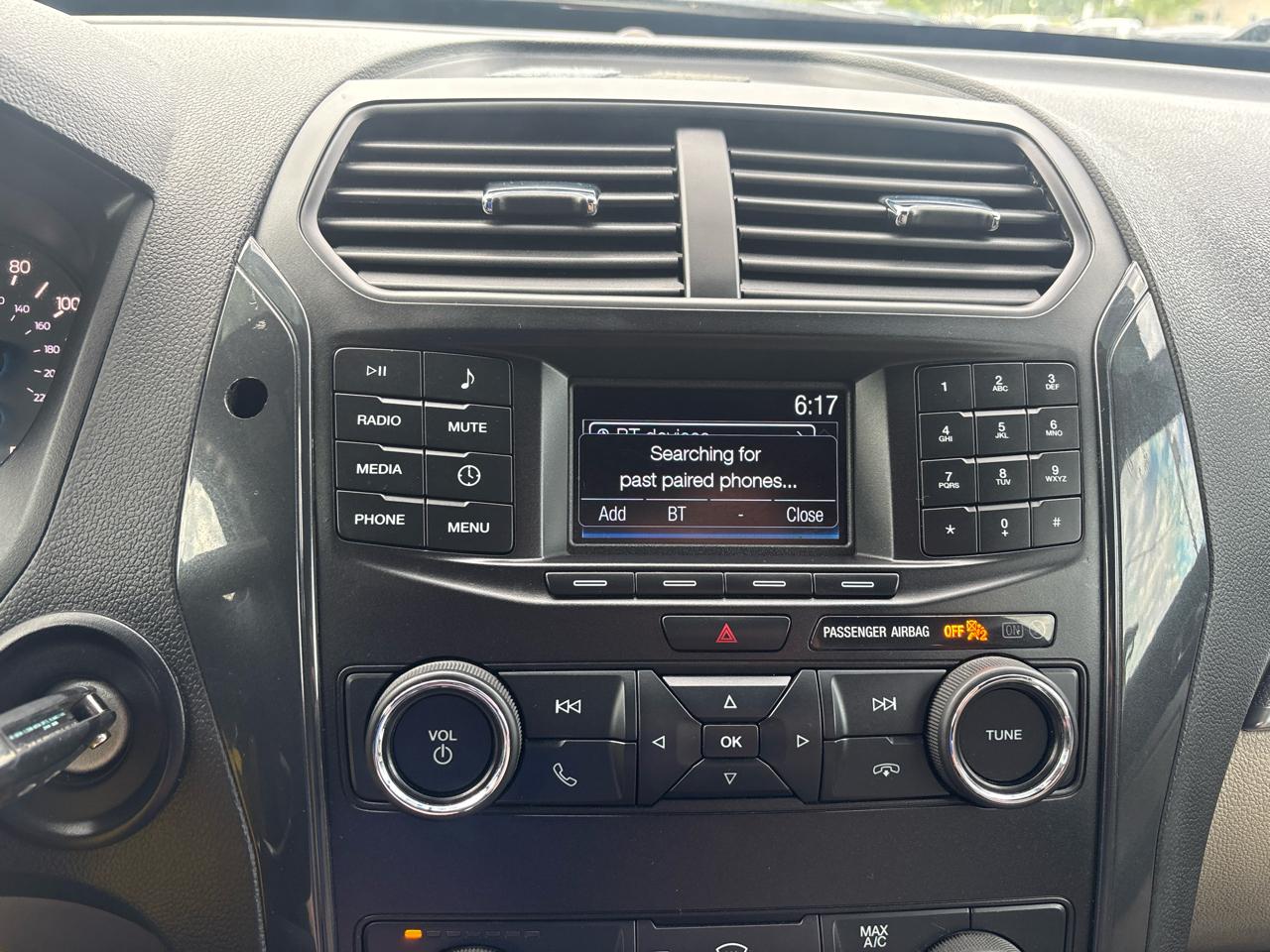 Ford Explorer Base 4WD 2019