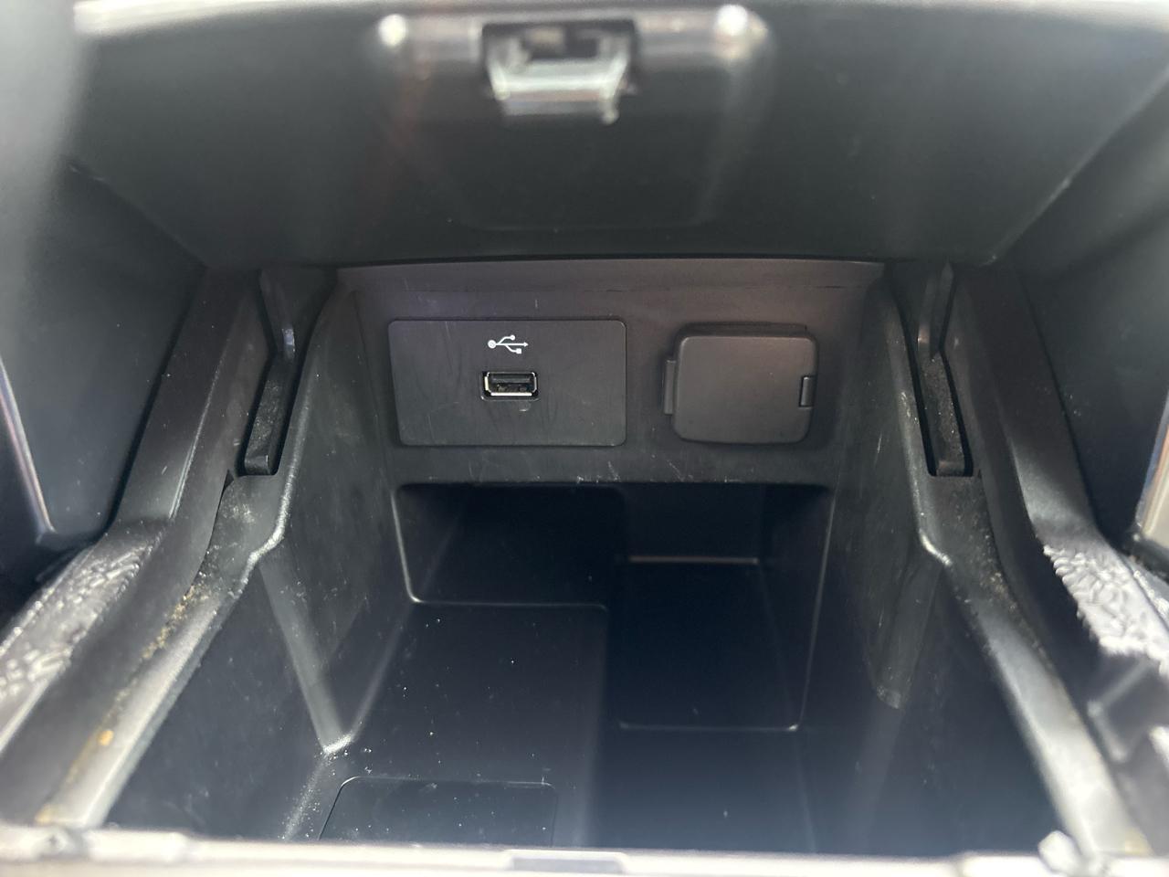 Ford Explorer Base 4WD 2019
