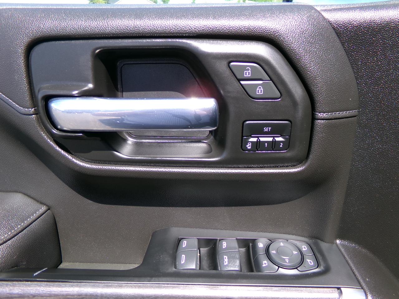 Chevrolet Silverado 1500 4WD Crew Cab 147" LTZ 2021