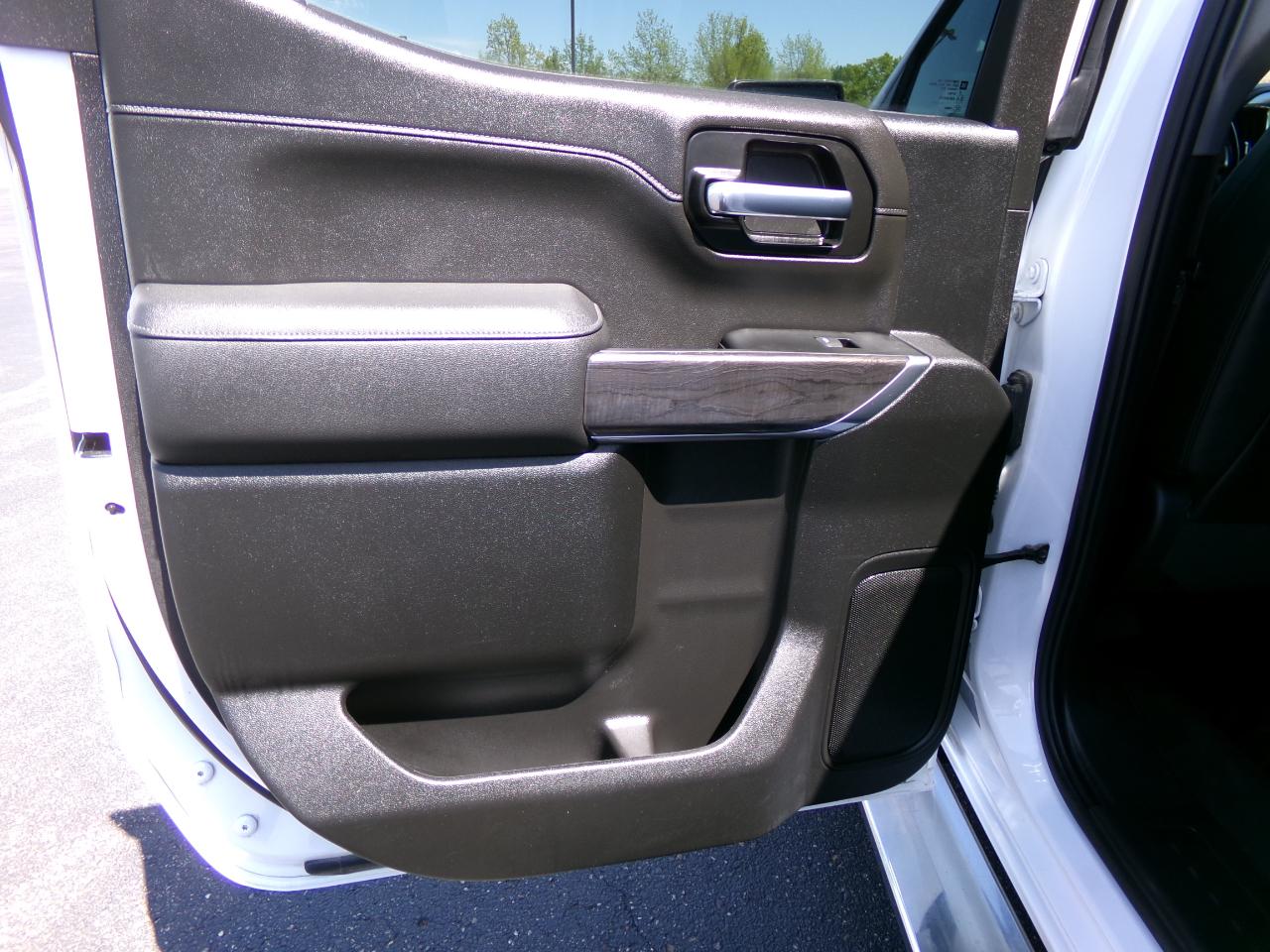 Chevrolet Silverado 1500 4WD Crew Cab 147" LTZ 2021