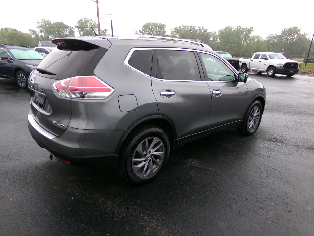 Nissan Rogue AWD 4dr SL 2016