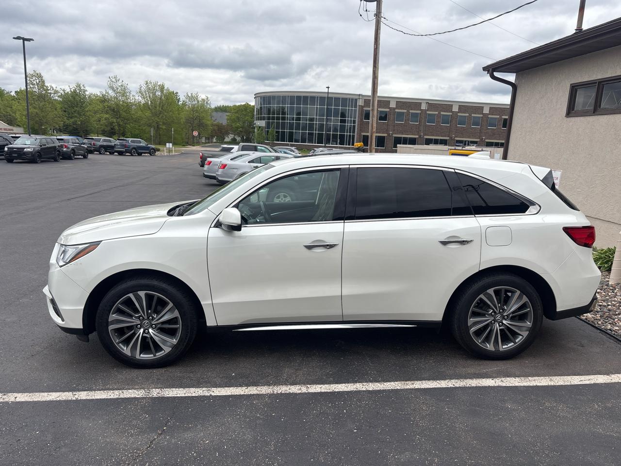 Acura MDX SH-AWD w/Technology Pkg 2017