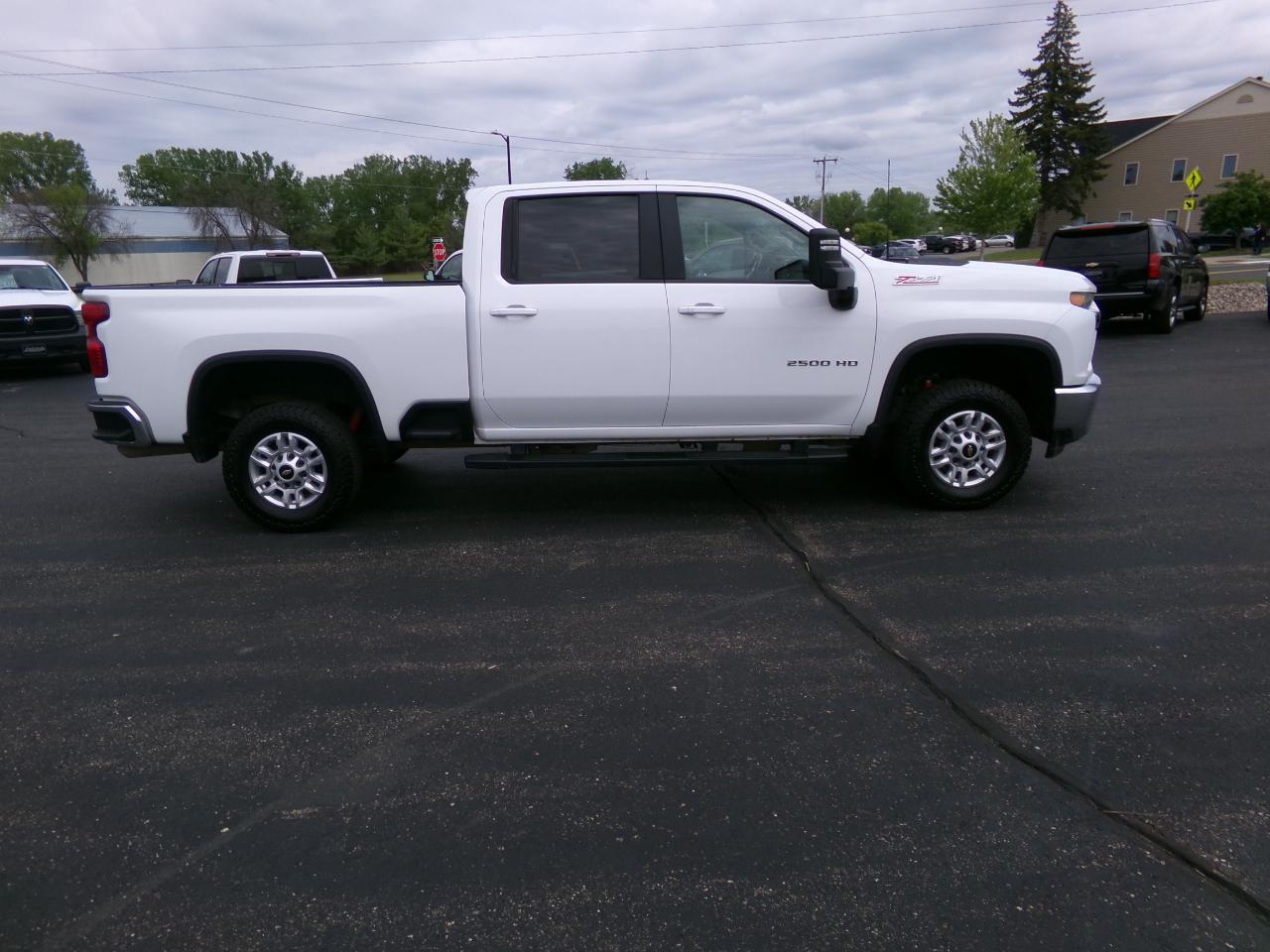 Chevrolet Silverado 2500HD 4WD Crew Cab 159" LT 2023