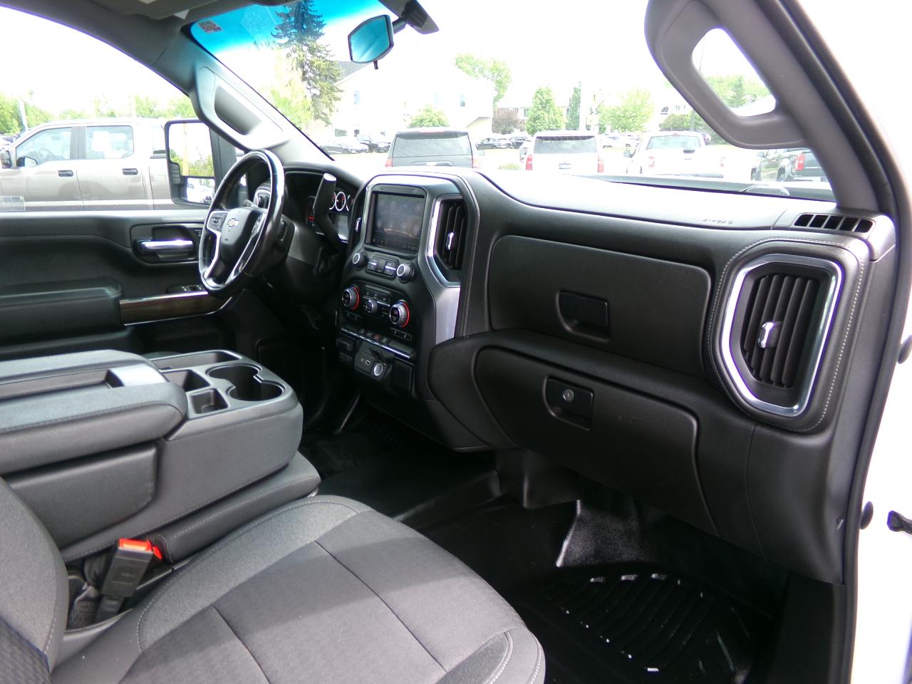 Chevrolet Silverado 2500HD 4WD Crew Cab 159" LT 2023