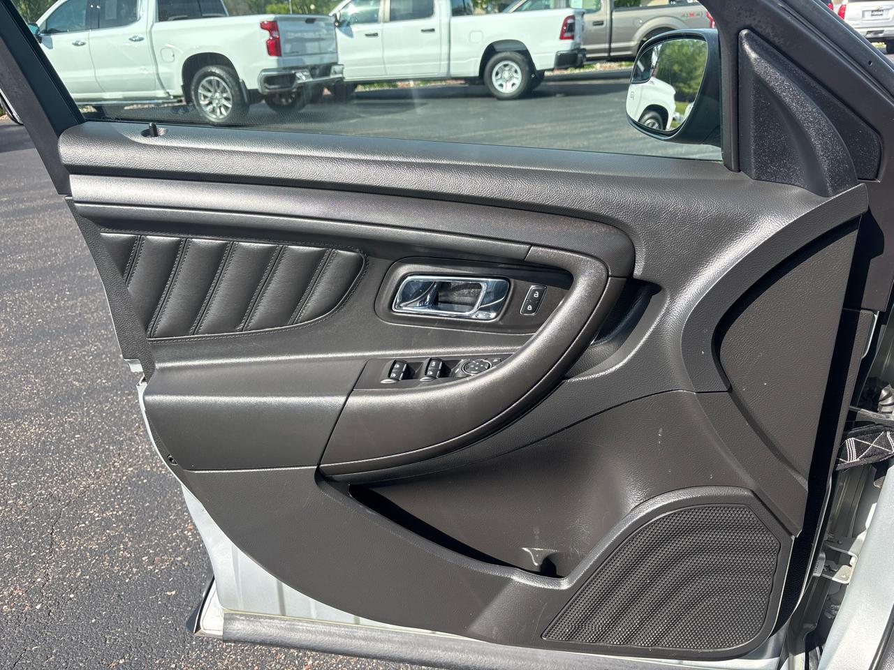 Ford Taurus Police AWD 2019