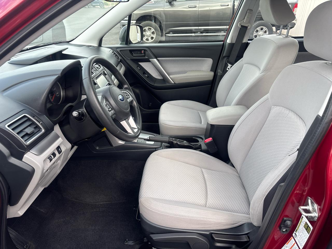 Subaru Forester 2.5i CVT 2017