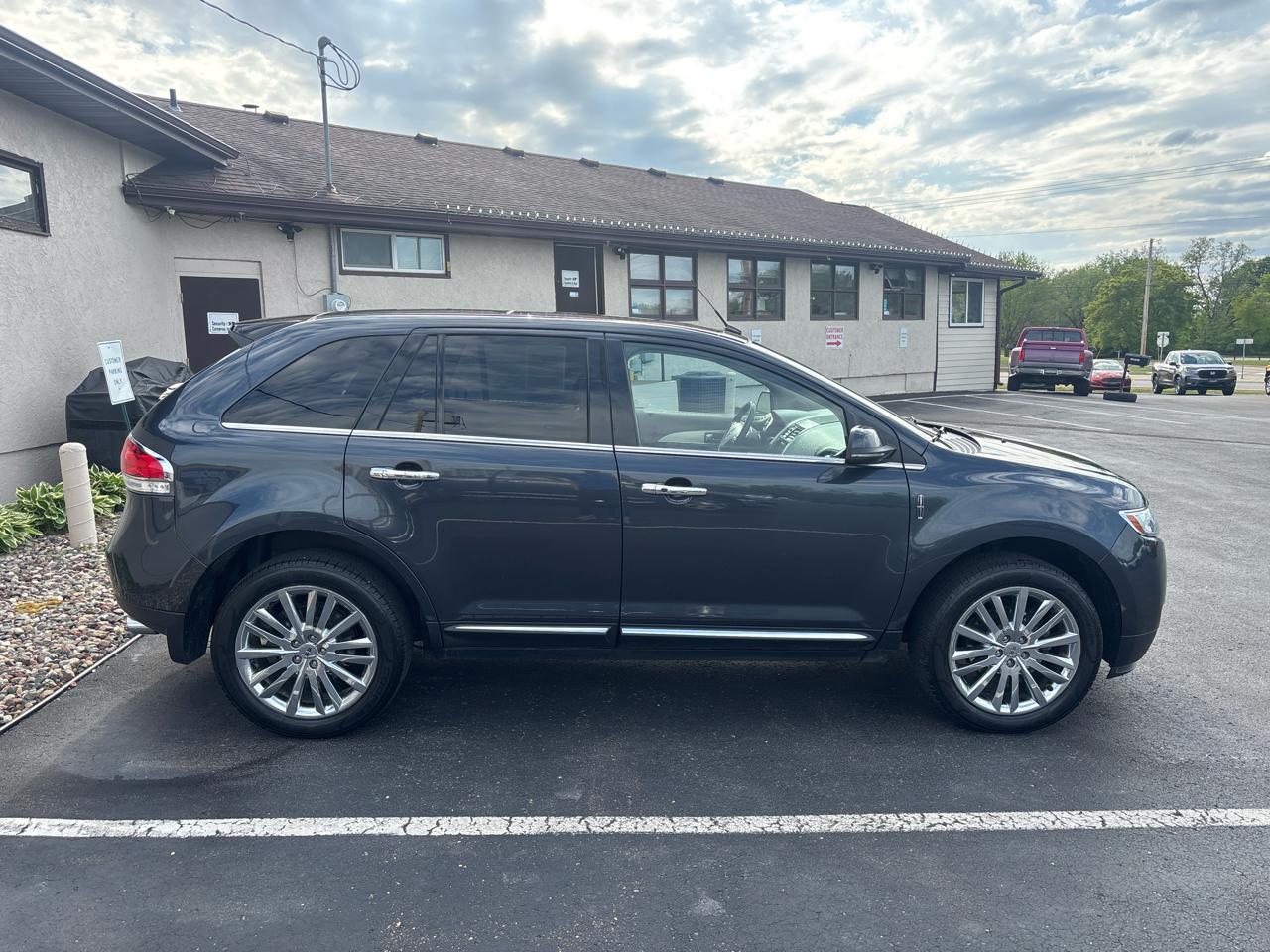Lincoln MKX AWD 4dr 2013
