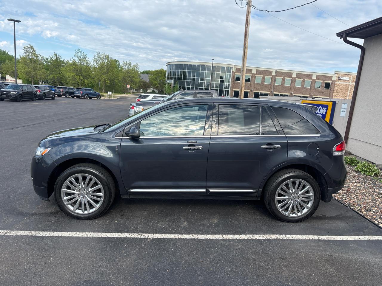 Lincoln MKX AWD 4dr 2013