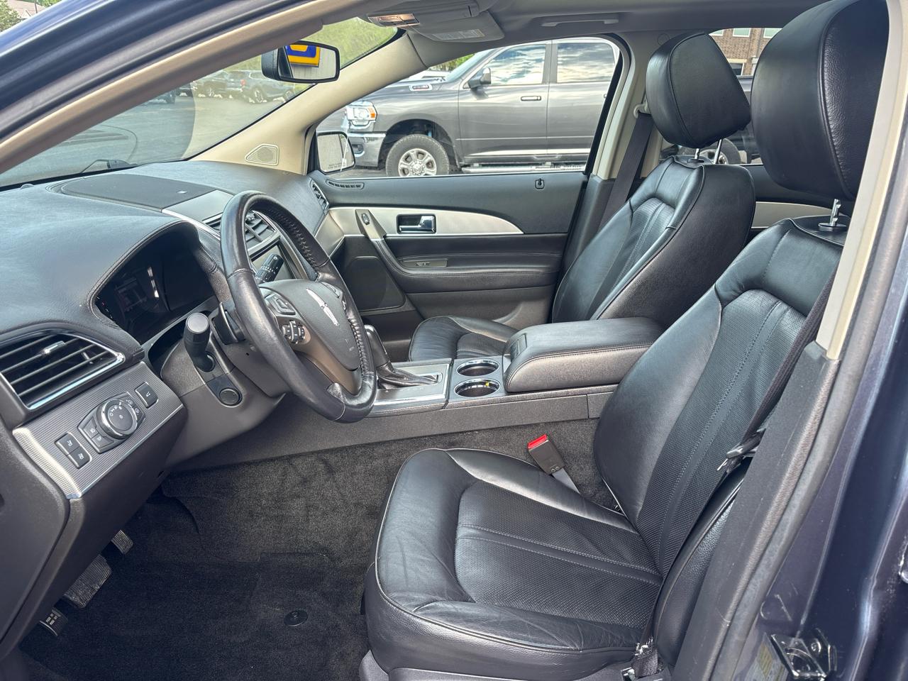 Lincoln MKX AWD 4dr 2013