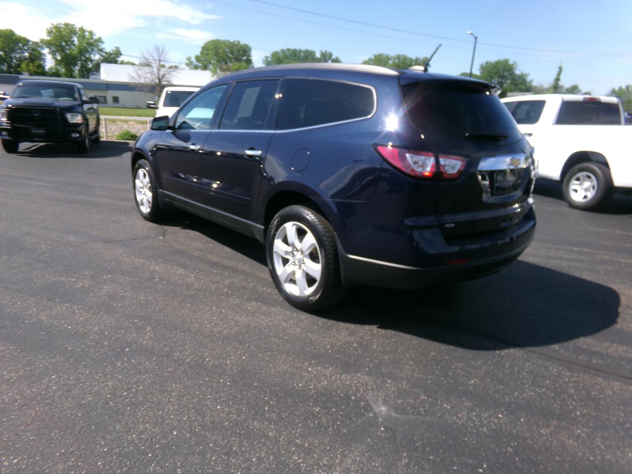Chevrolet Traverse AWD 4dr LT w/1LT 2016