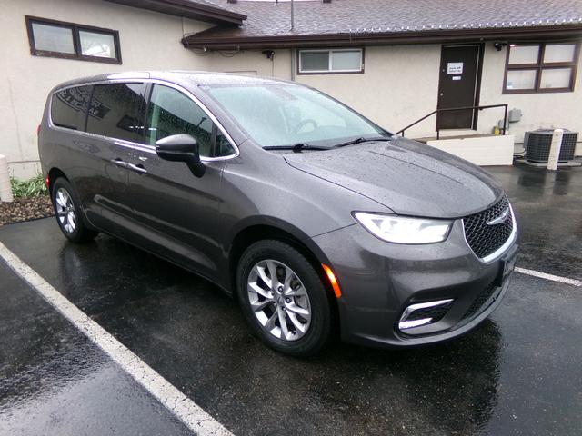 2023 Chrysler Pacifica Touring L AWD