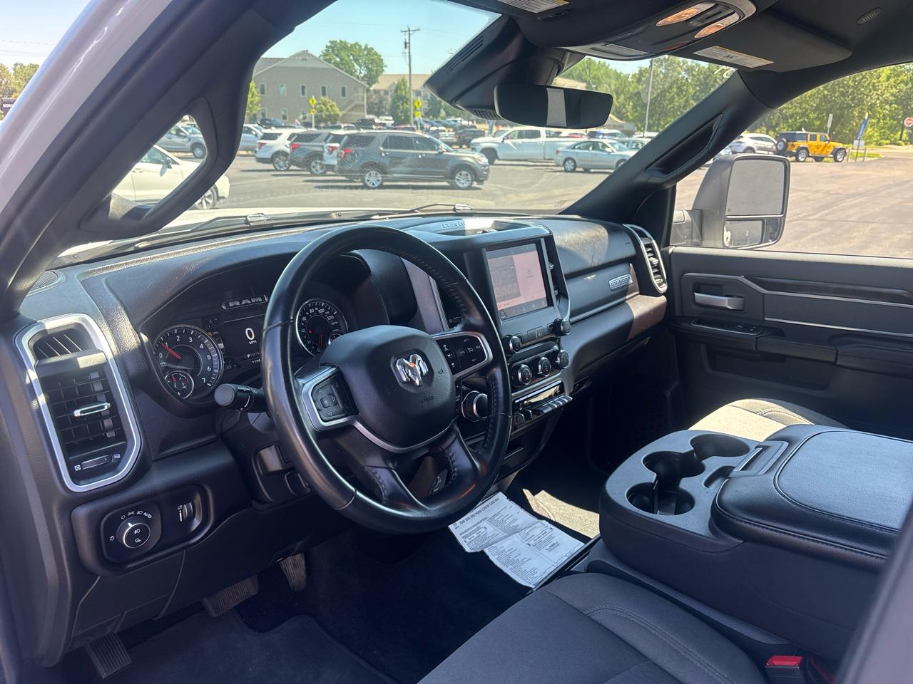 RAM 2500 Big Horn 4x4 Crew Cab 6'4" Box 2023