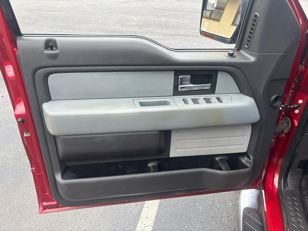 Ford F-150 4WD SuperCab 145" XLT 2013