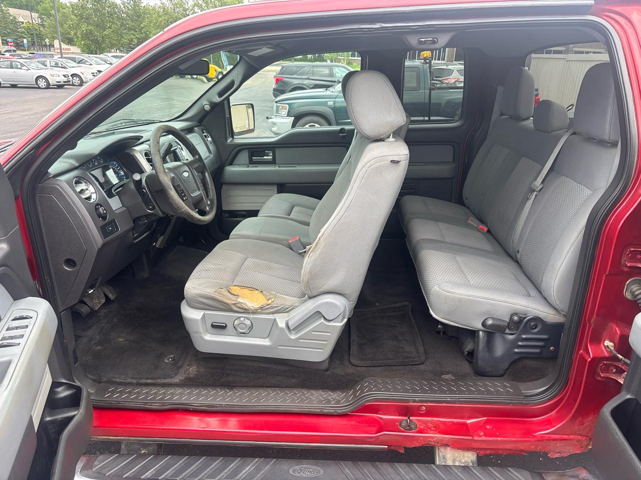 Ford F-150 4WD SuperCab 145" XLT 2013
