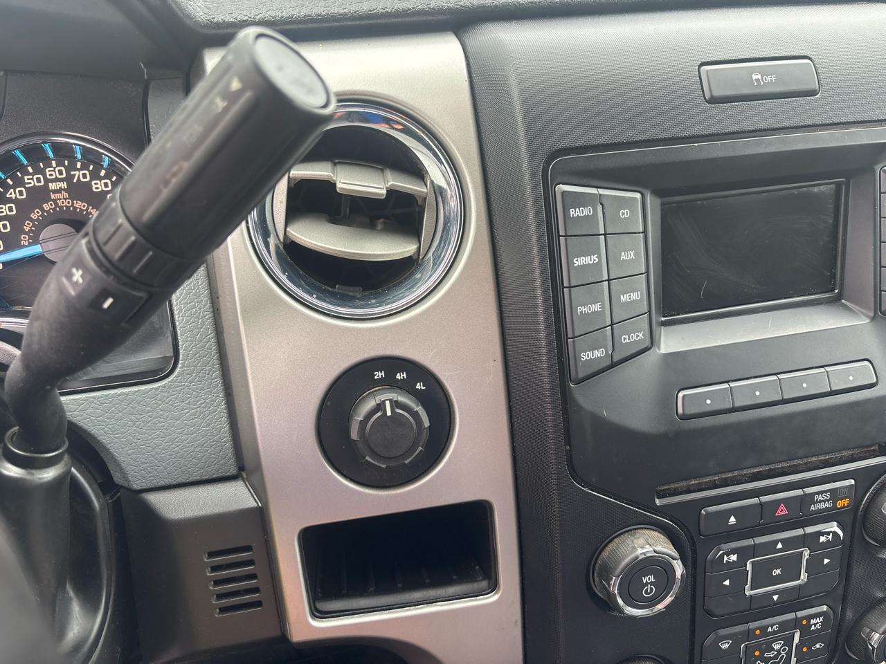 Ford F-150 4WD SuperCab 145" XLT 2013