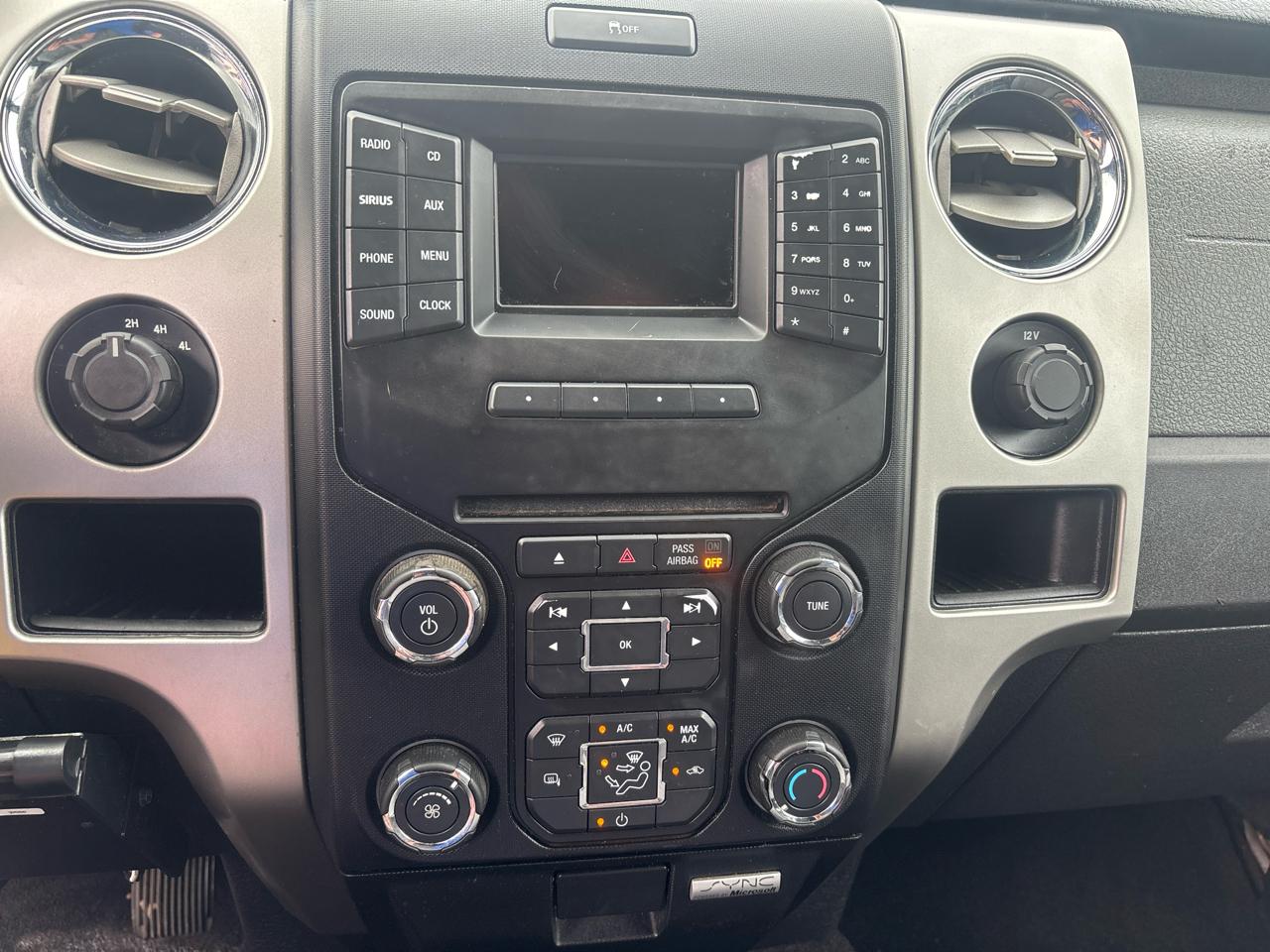 Ford F-150 4WD SuperCab 145" XLT 2013