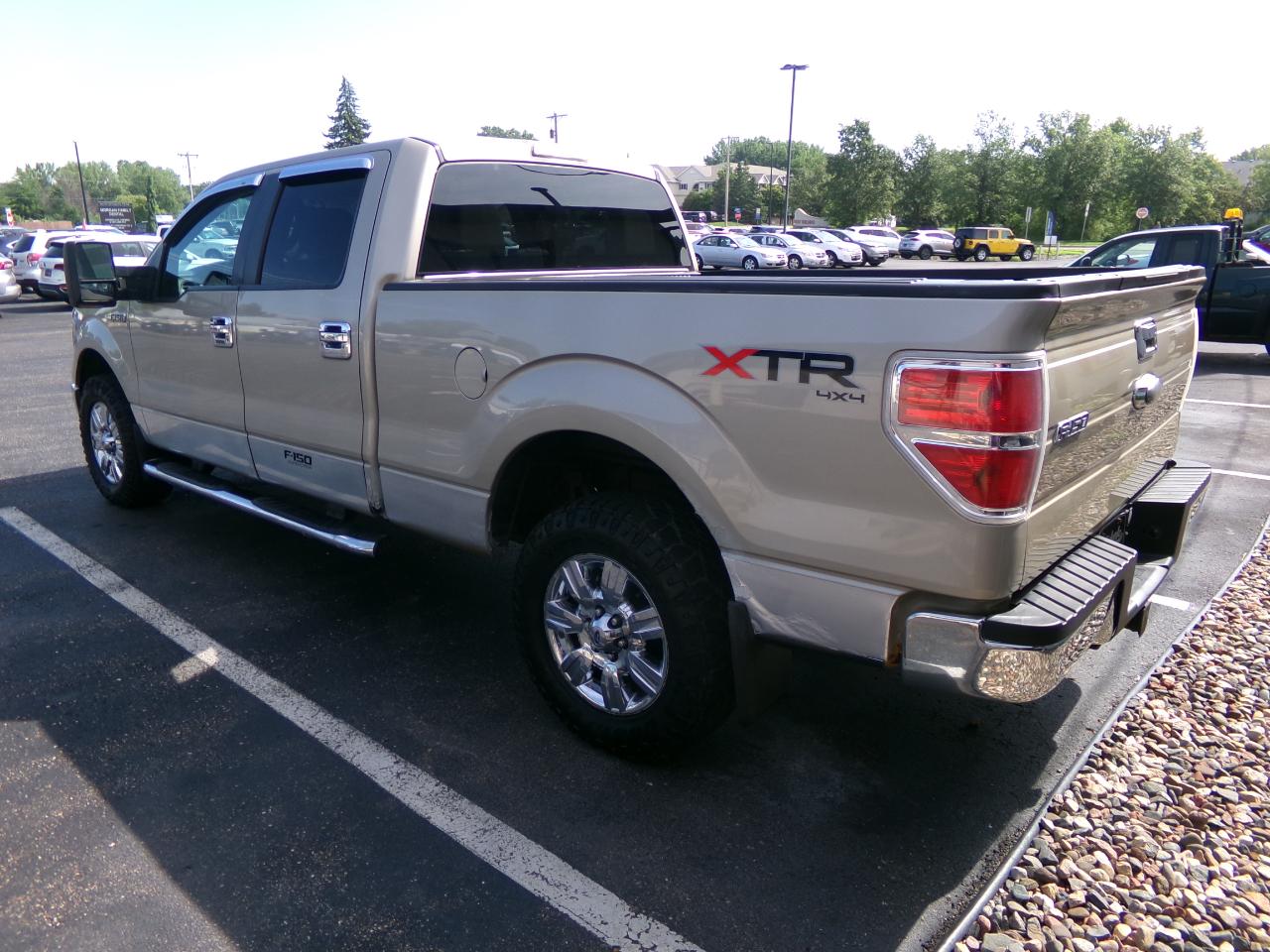 Ford F-150 4WD SuperCrew 157" XLT 2010
