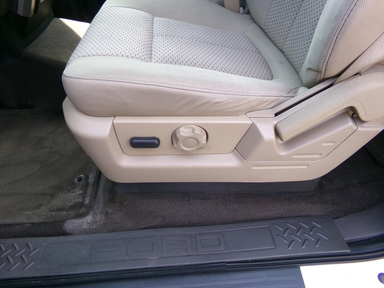 Ford F-150 4WD SuperCrew 157" XLT 2010