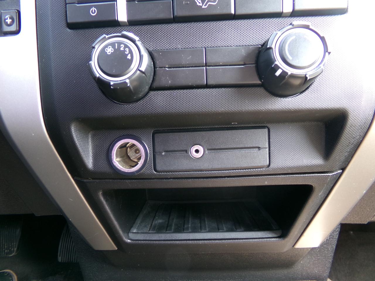 Ford F-150 4WD SuperCrew 157" XLT 2010