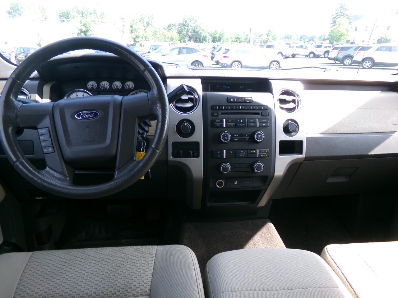 Ford F-150 4WD SuperCrew 157" XLT 2010