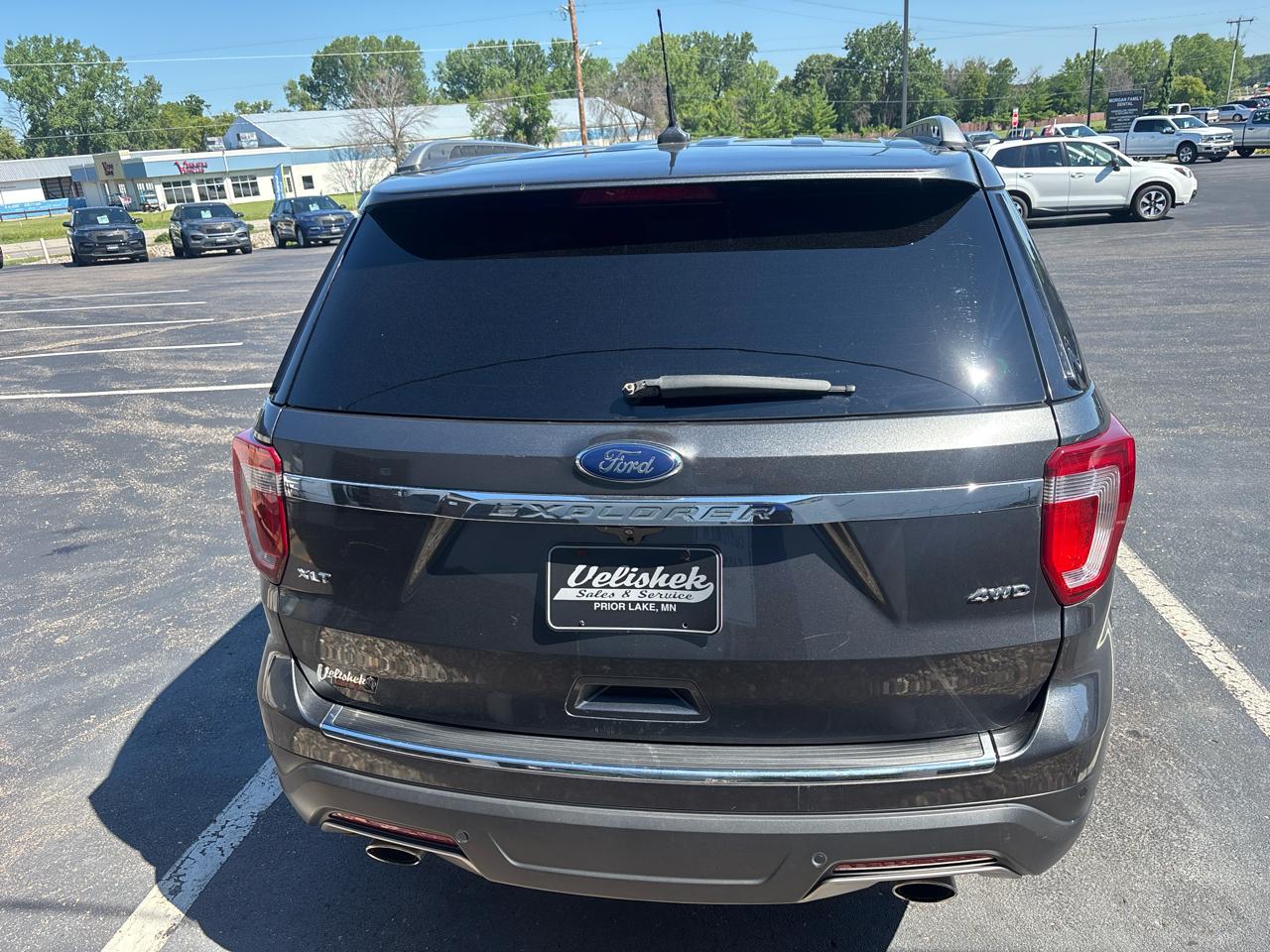 Ford Explorer XLT 4WD 2018