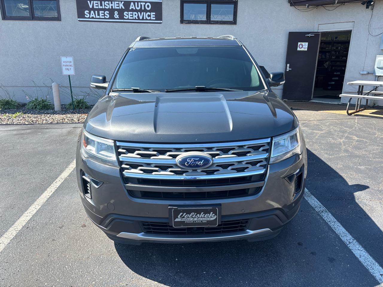 Ford Explorer XLT 4WD 2018