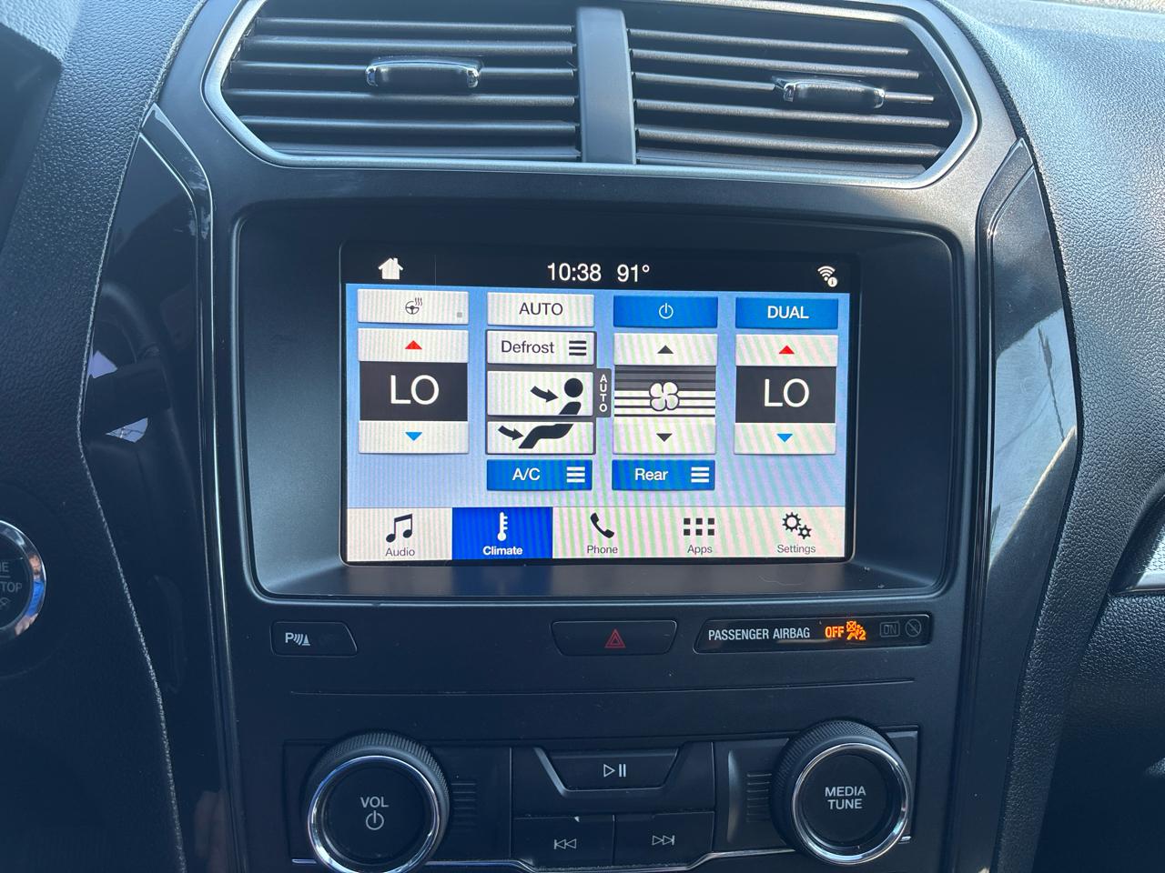 Ford Explorer XLT 4WD 2018