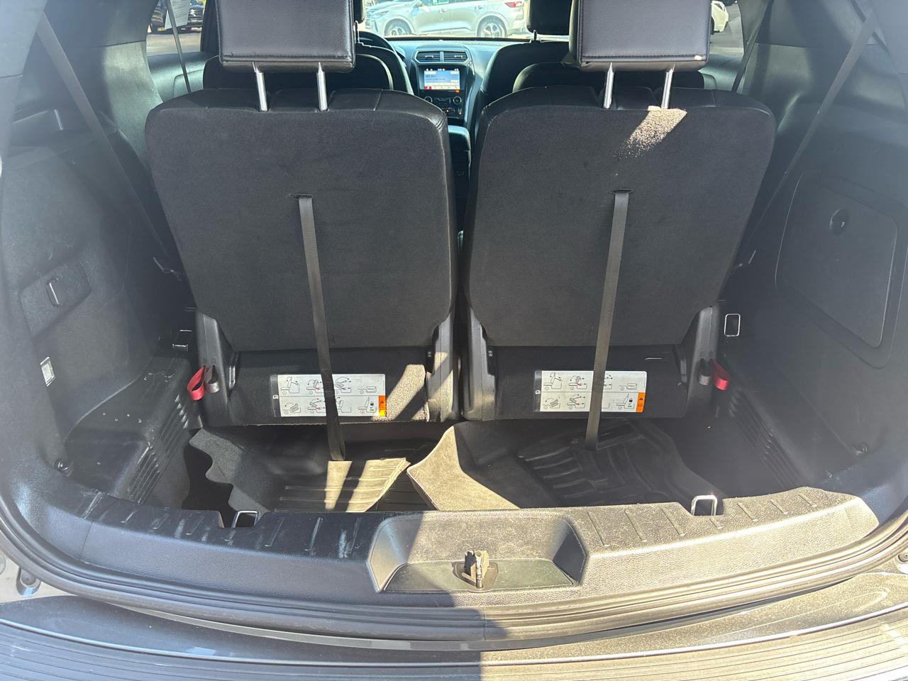Ford Explorer XLT 4WD 2018