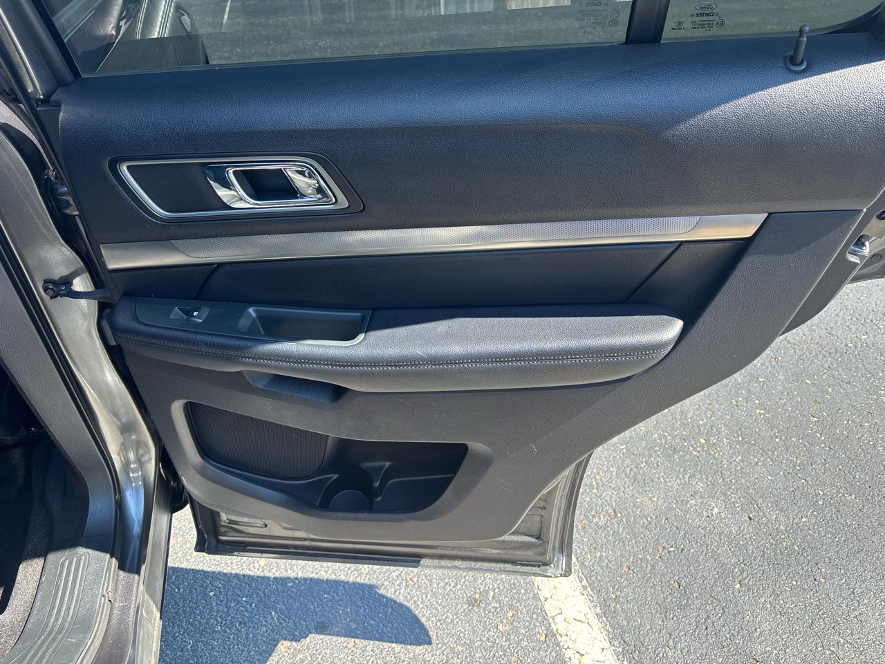 Ford Explorer XLT 4WD 2018