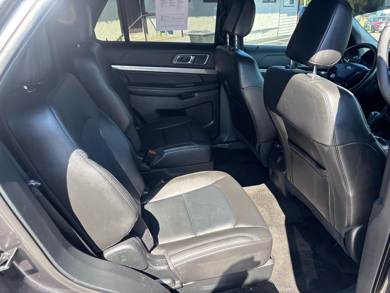 Ford Explorer XLT 4WD 2018